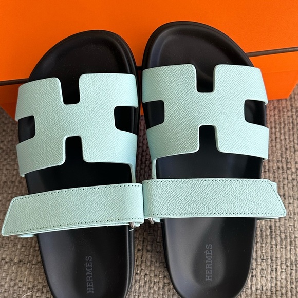 SNIB HERMÈS Bleu Cristaux Epsom Women’s Chypre Sandals - Picture 3 of 16